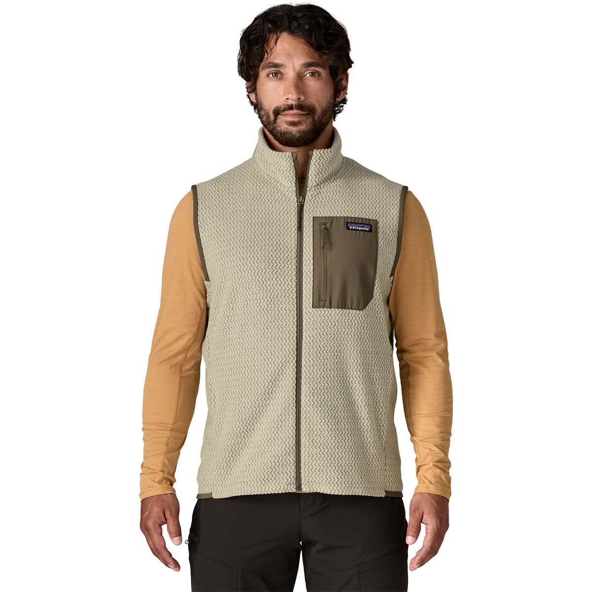 Patagonia Men's R1 Air Zip Vest | Skis.com