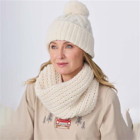 Krimson Klover Women's Chloe Cable Beanie